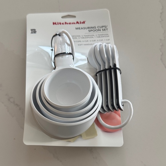 KitchenAid White Measuring Set - Picture 1 of 1